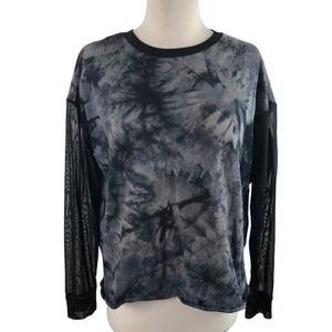 Hot Topic Black and Gray Tie-Dye Blouse